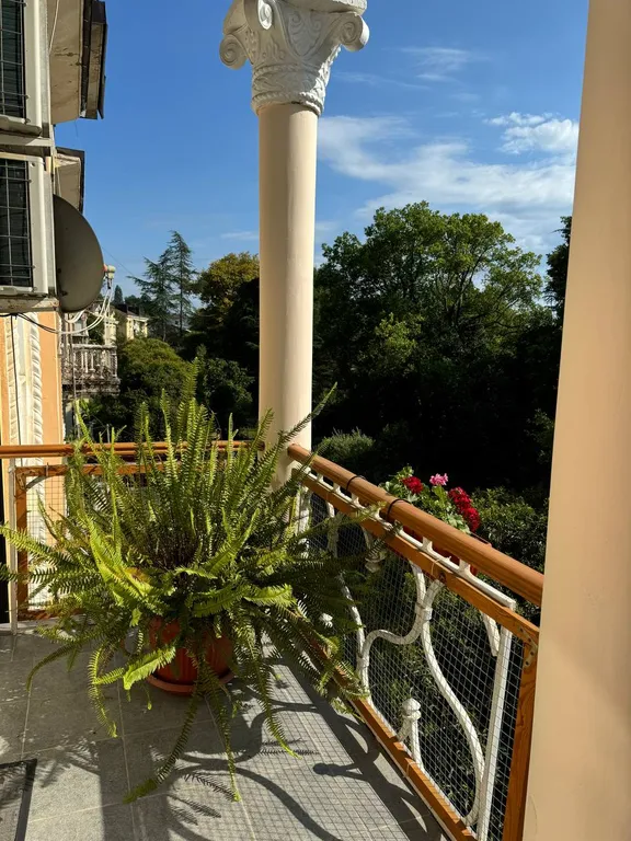 Квартира в сталинском доме у моря