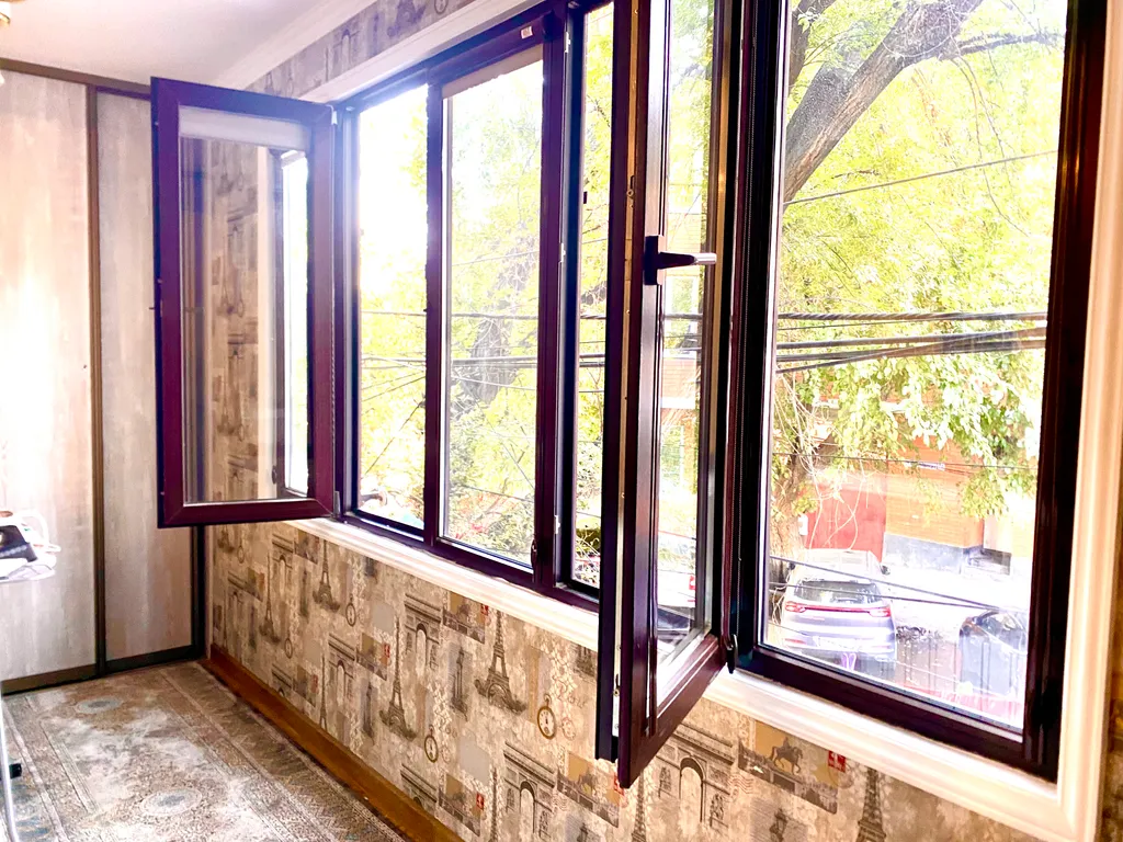 Просторный дом, в центре города, в двух минутах у моря