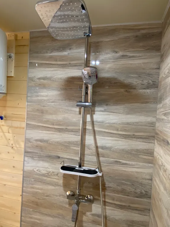 Гостевой комплекс Голден Хаус на первой береговой линии