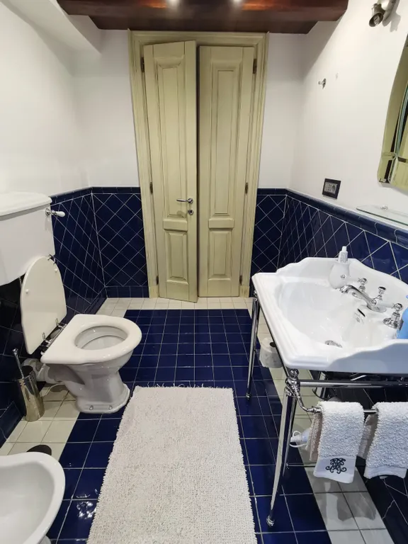 Комната с личной ванной в центре около Ватикана и площади Дель Пополо