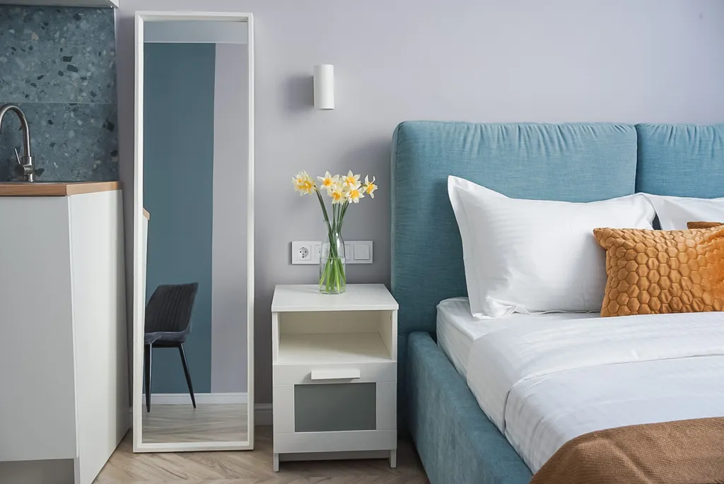 Квартира Квартира Дизайнерская студия Сапфир у парка в центре города — Калининград