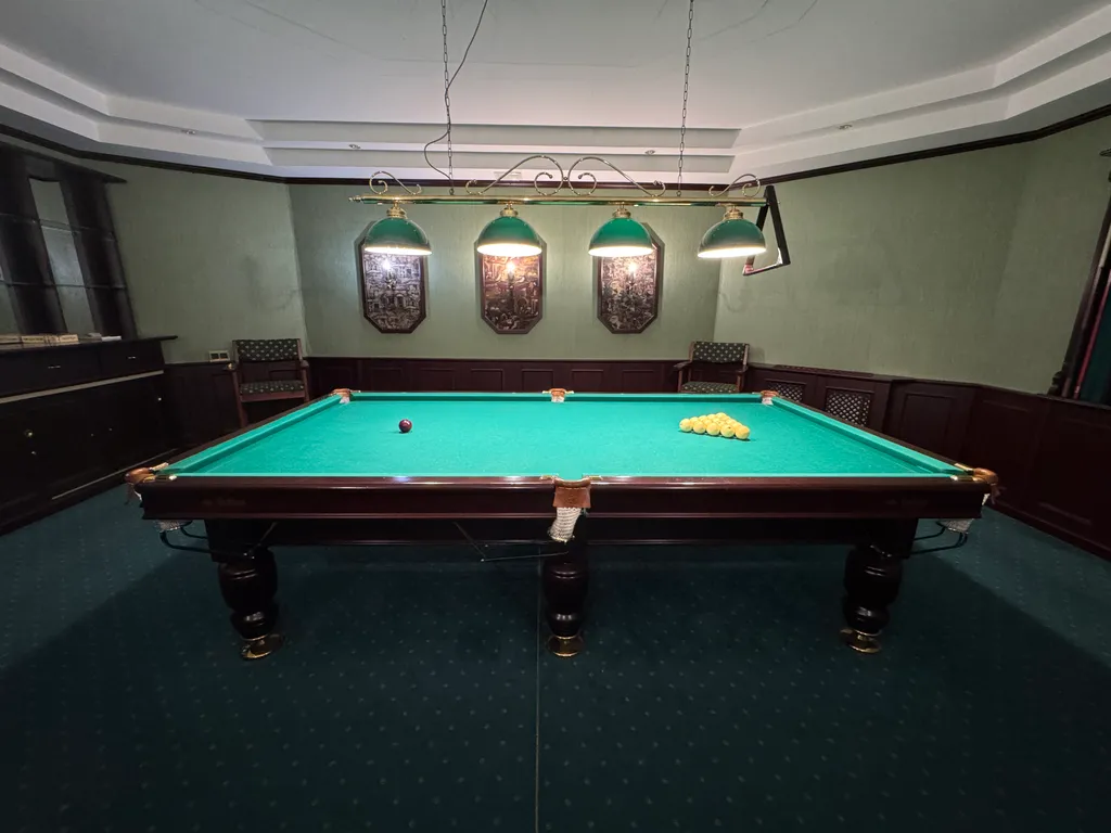 10-комнатный Дом