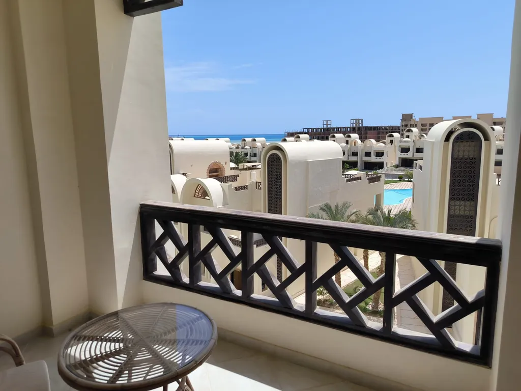 Студия в элитном районе с пляжем и бассейном с подогревом