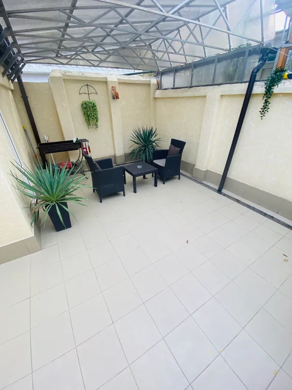 Уютный домик в центре города