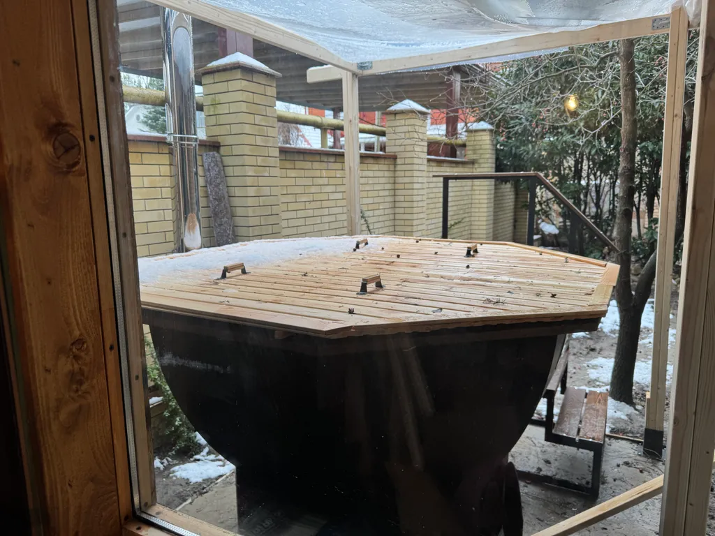 Дом с подогреваемым бассейном