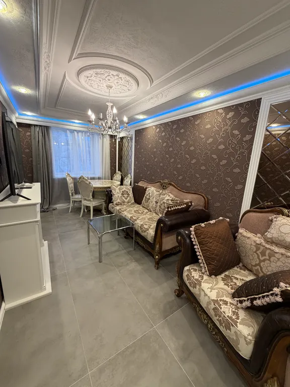 Квартира 2-комнатная Квартира — Кировск