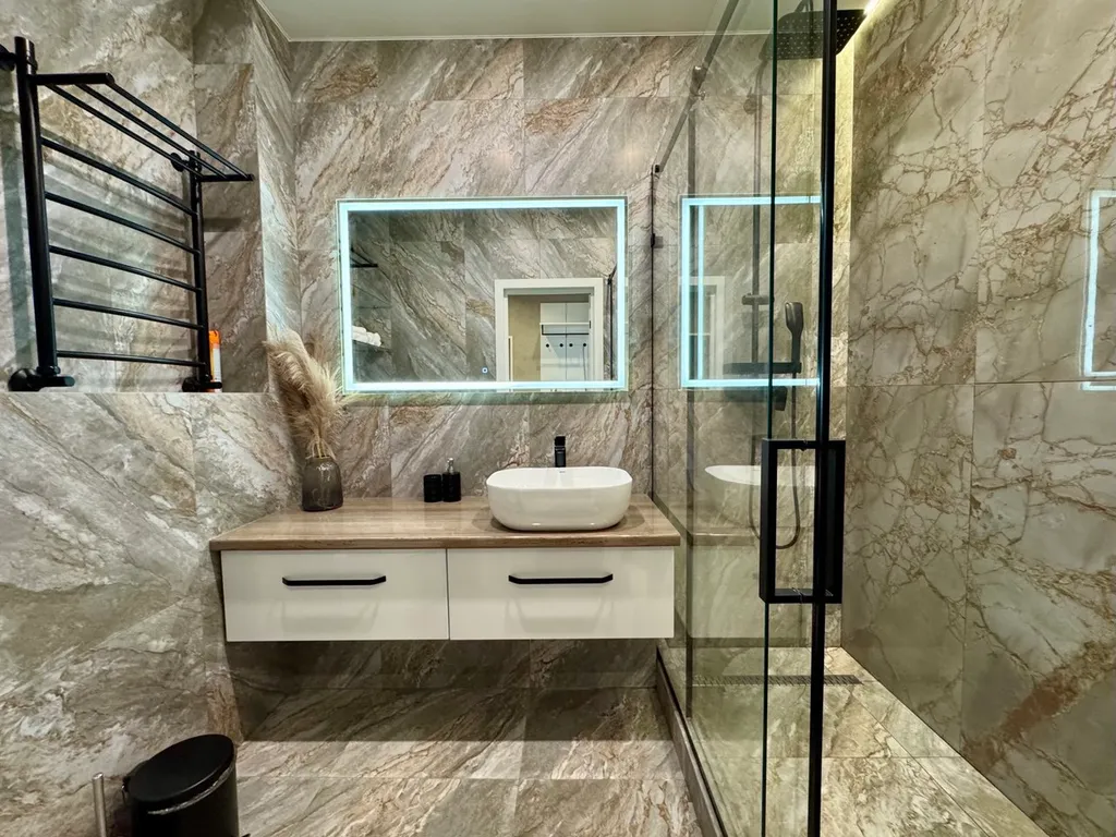 Стильная квартира с видом на горы