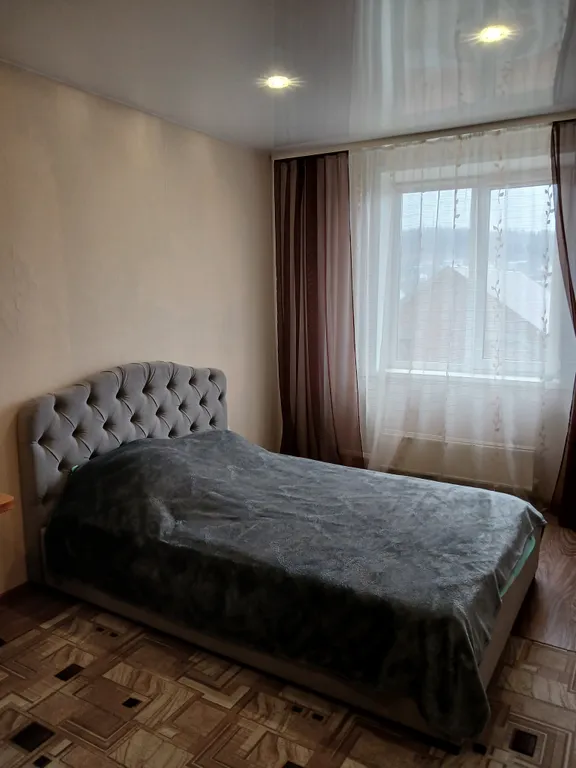 2-комнатная квартира в 10-этажном доме около нижней Марии-Ра