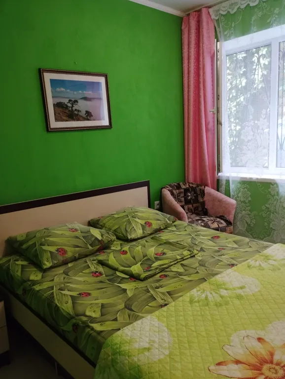 Уютная маленькая комната на первом этаже дома близко к морю