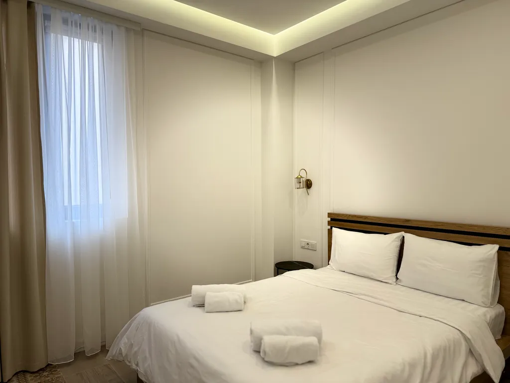 Дизайнерские апартаменты в центре города с 2-мя спальнями