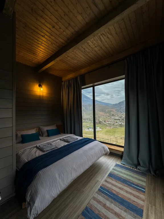 Дом с панорамным видом в горах Северной Осетии