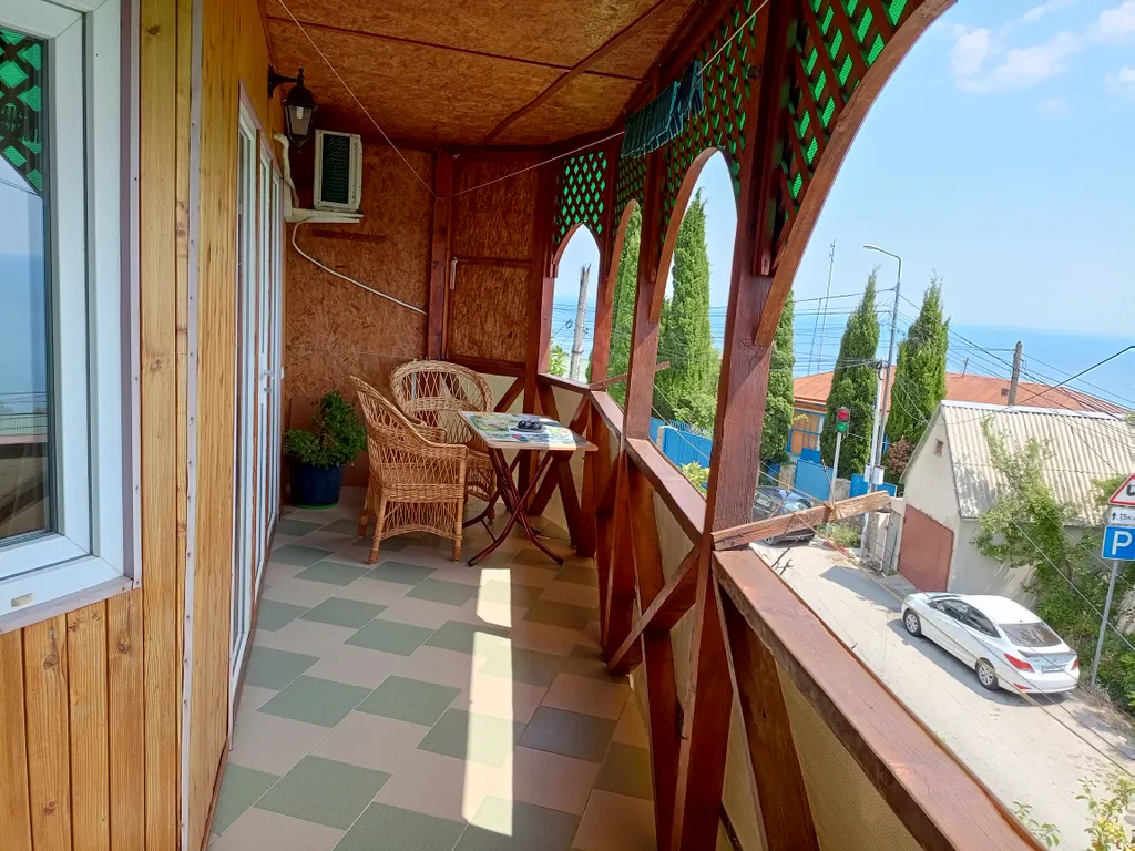 Видовая студия с террасой вид на море и горы