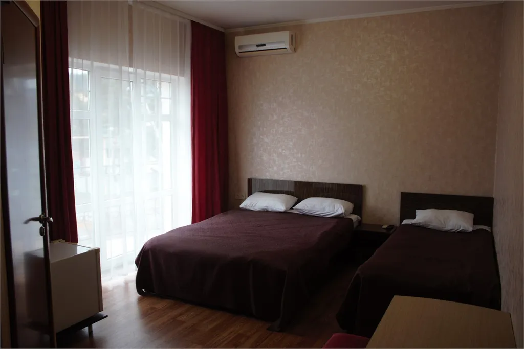 Квартира Квартира Трехместный номер с балконом — Горячий Ключ