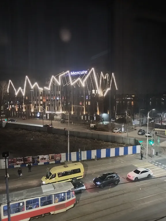 Квартира 3-х комнатная квартира в центре с видом на Верхнее озеро — Калининград