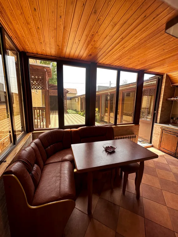 Роскошный дом со всеми условиями на берегу моря