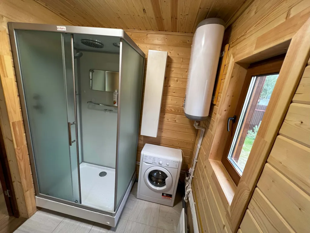 Коттедж 2-этажный у леса