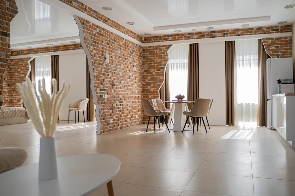 Уникальные апартаменты в центре города с панорамными окнами