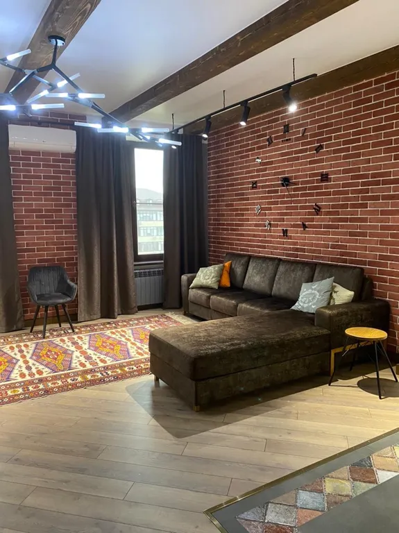 Уютный лофт с мансардой вблизи моря