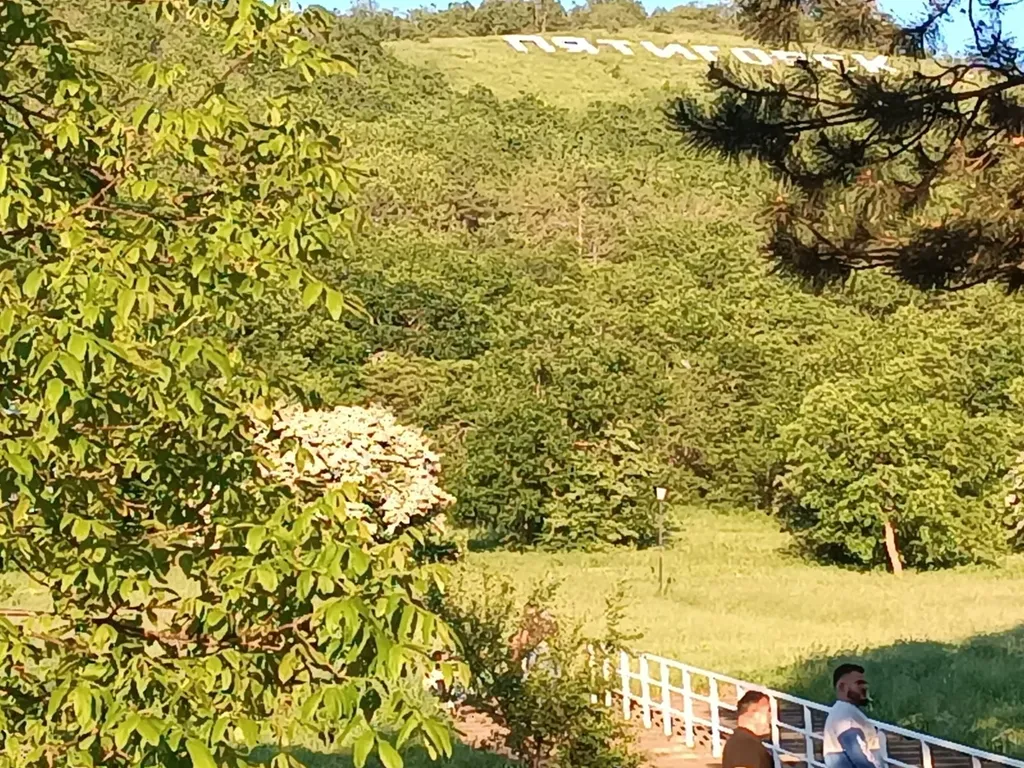 Уютная квартира с видом на снежный Эльбрус и Машук