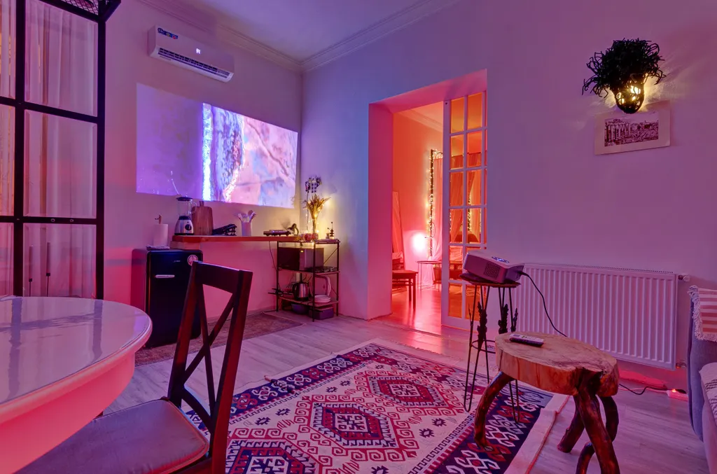 Душевная 2х комнатная квартира в самом сердце исторического Тбилиси.