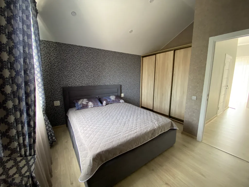 Уютный и комфортный дом на озере Банное