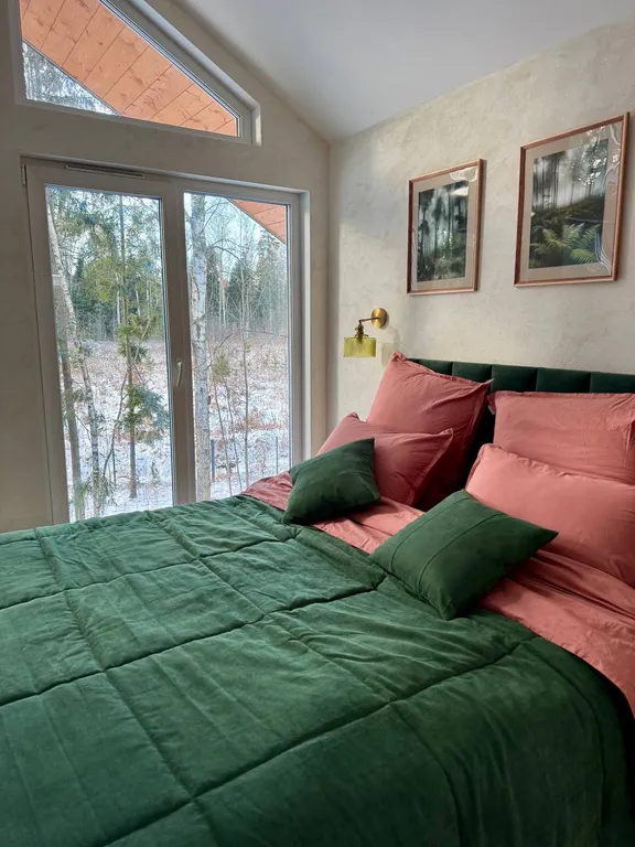 Уютный дизайнерский дом с сауной у самого леса