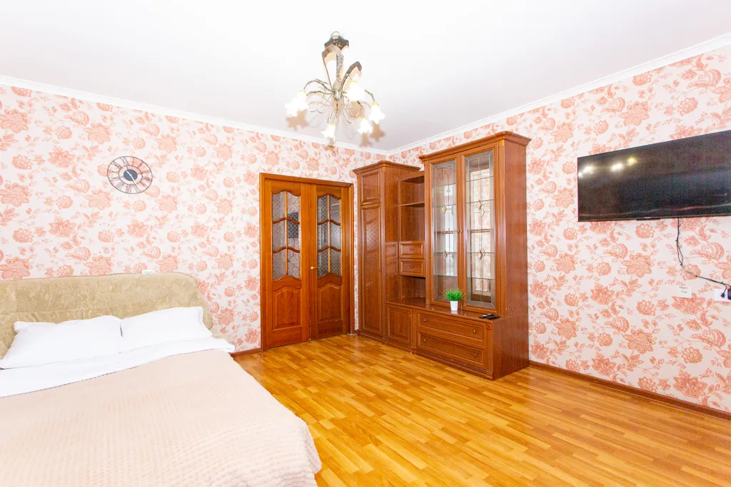 Квартира Комфортная 4-комнатная квартира в центре для большой компании — Новосибирск