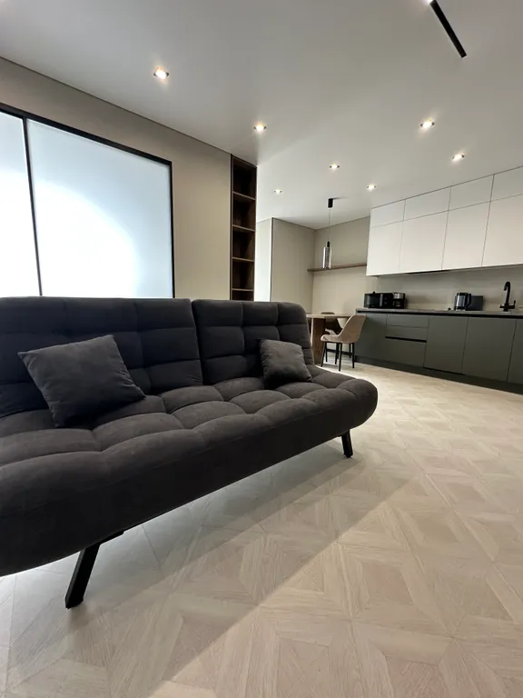 Современная квартира с видом на море в центре города