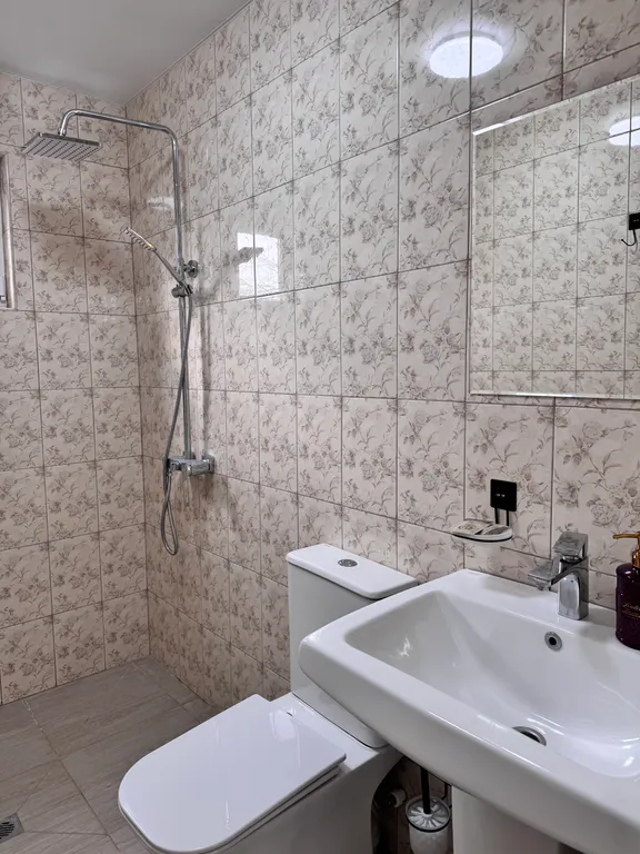 Коттедж Коттедж База отдыха "лермонтовская скала" — Кисловодск