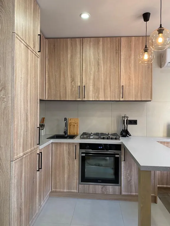 Шикарный вид на озеро и горы