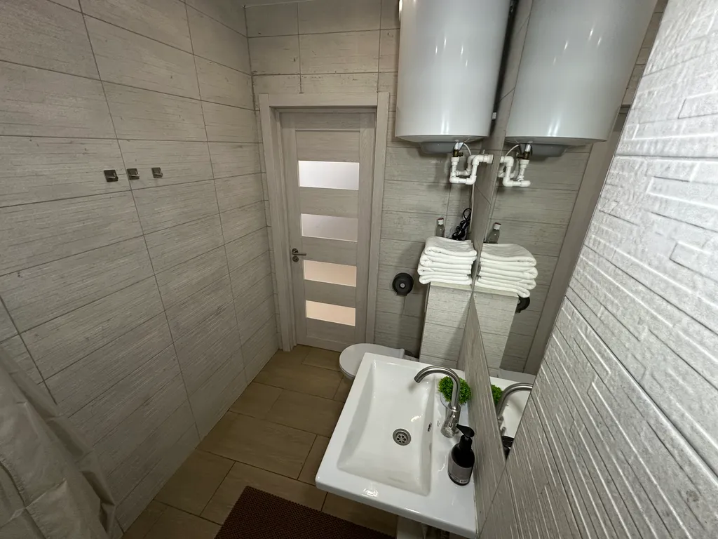 Двухэтажные апартаменты с балконом Столица 2313