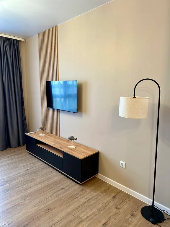 Квартира у озера