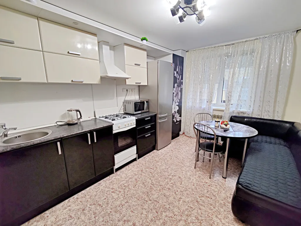 Уютная квартира рядом с ТЦ Мега