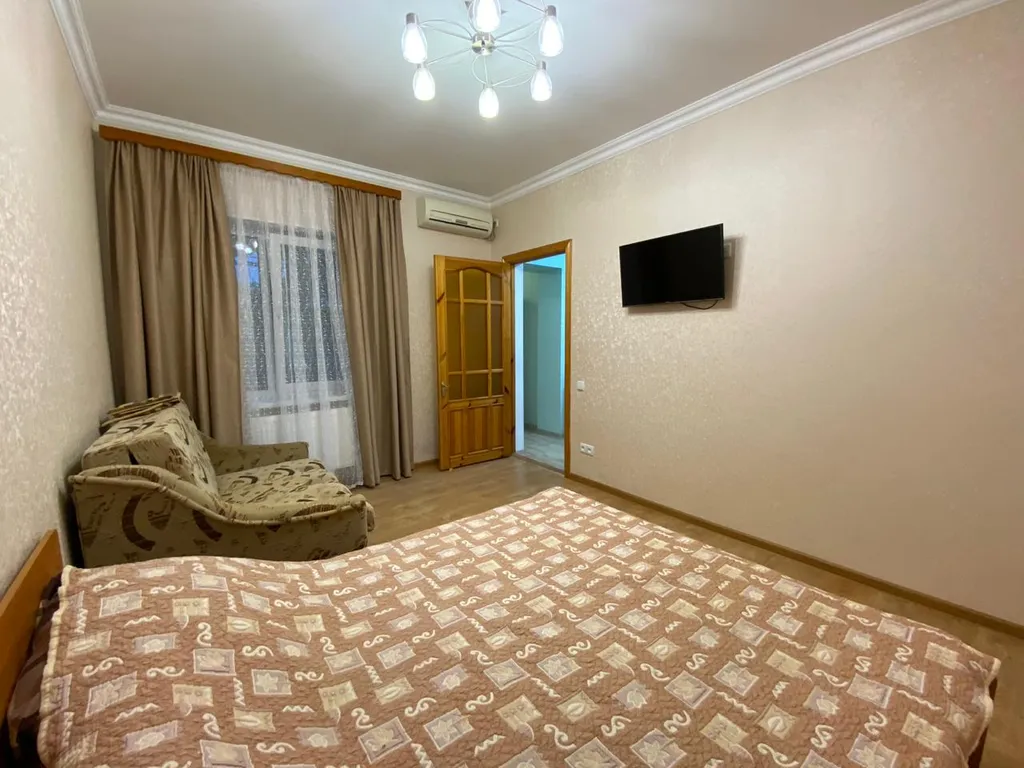 Коттедж Уютная квартира на Коммунальной 4 — аренда посуточно в Евпатория