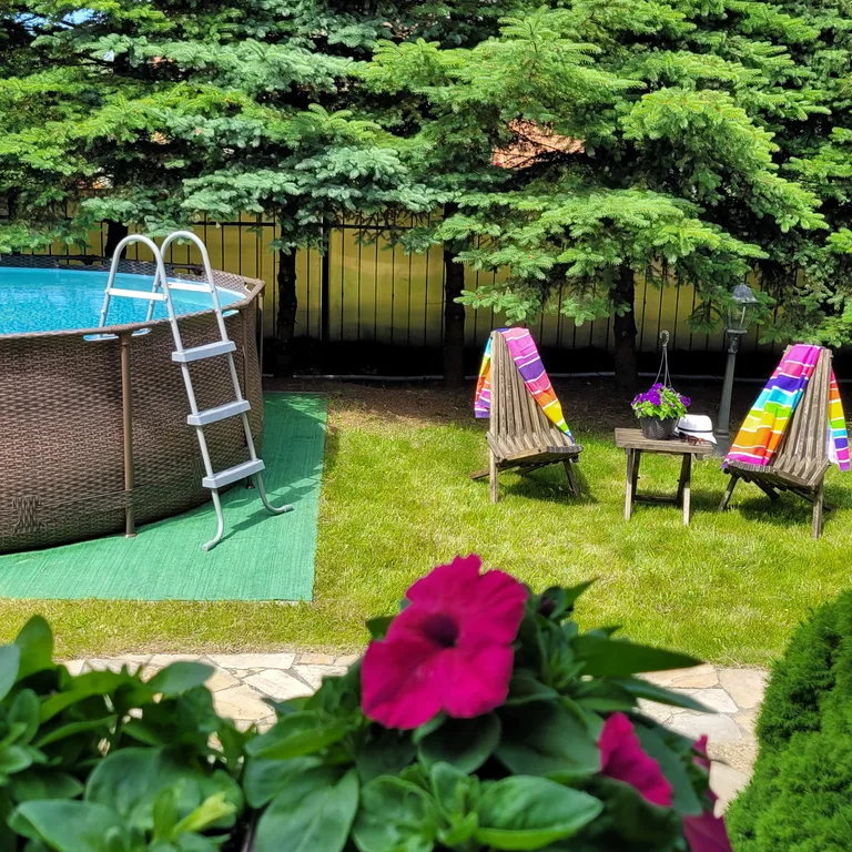 Вилла Морская - уютный дом с бассейном на берегу Балтийского моря