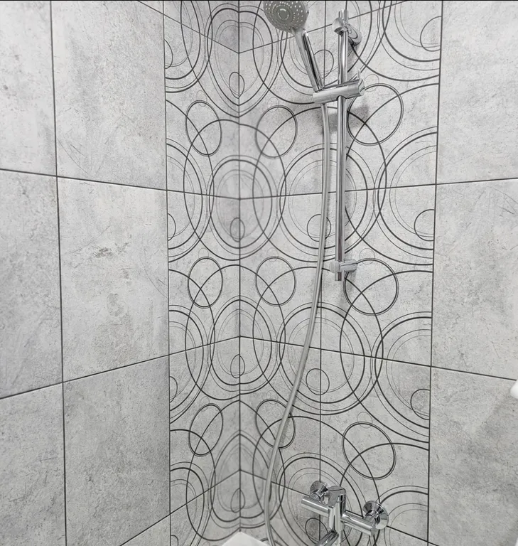 Квартира с лоджией возле станции в центре города