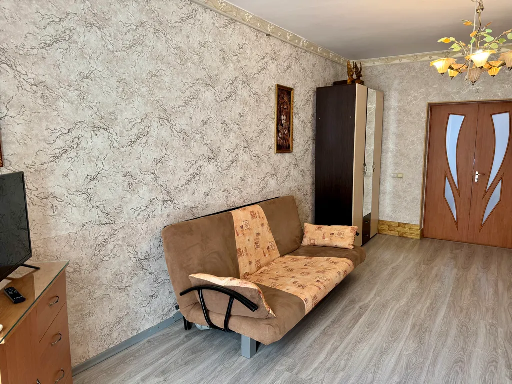 Коттедж 4-комнатный Дом — Евпатория