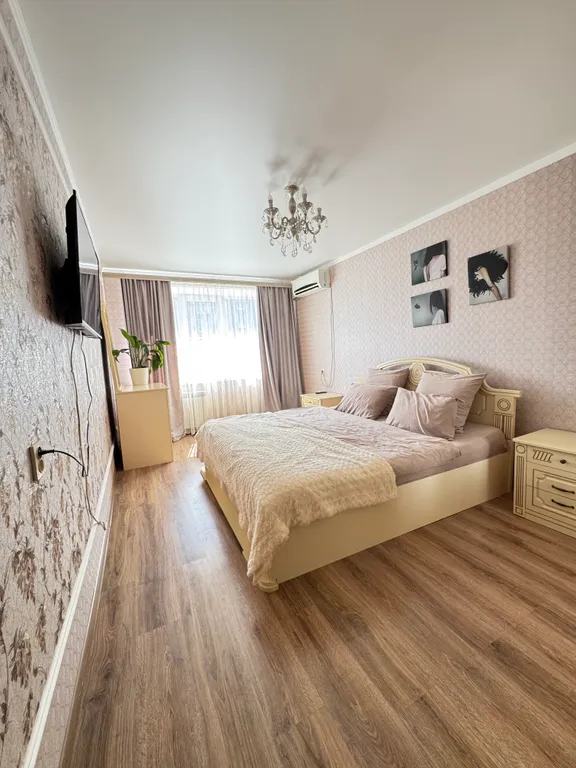 Уютная двухкомнатная квартира в 3 минутах ходьбы от центра города — аренда посуточно в Армавир