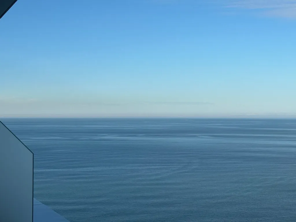 Квартира Апартаменты с видом на первой линии моря в Апарт-отеле — Батуми