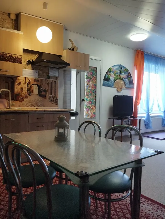 Апартаменты с бассейном
ДомКрус