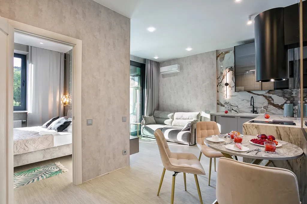 Однушка с террасой на парк возле моря в Скай плаза