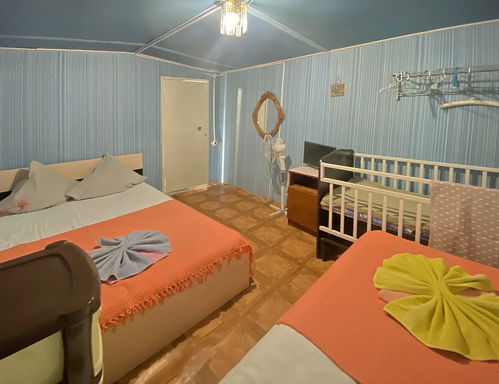 Коттедж 2-комнатный Дом — Курортное (Феодосия)