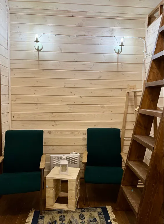 Домик с видом на лес