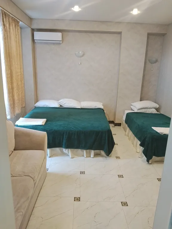 Дом с бассейном и сауной