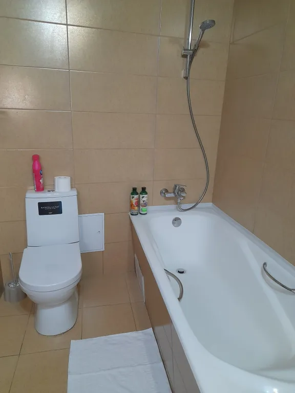 Трёхкомнатная квартира в центре Минеральных Вод