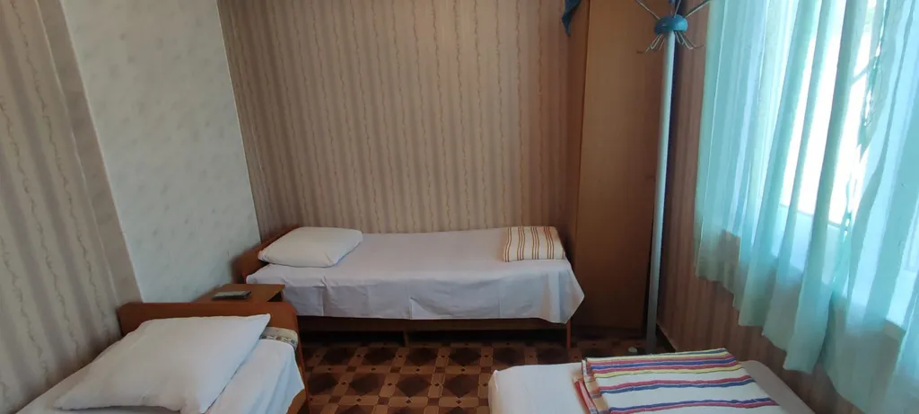 Квартира Комната — аренда посуточно в Лоо