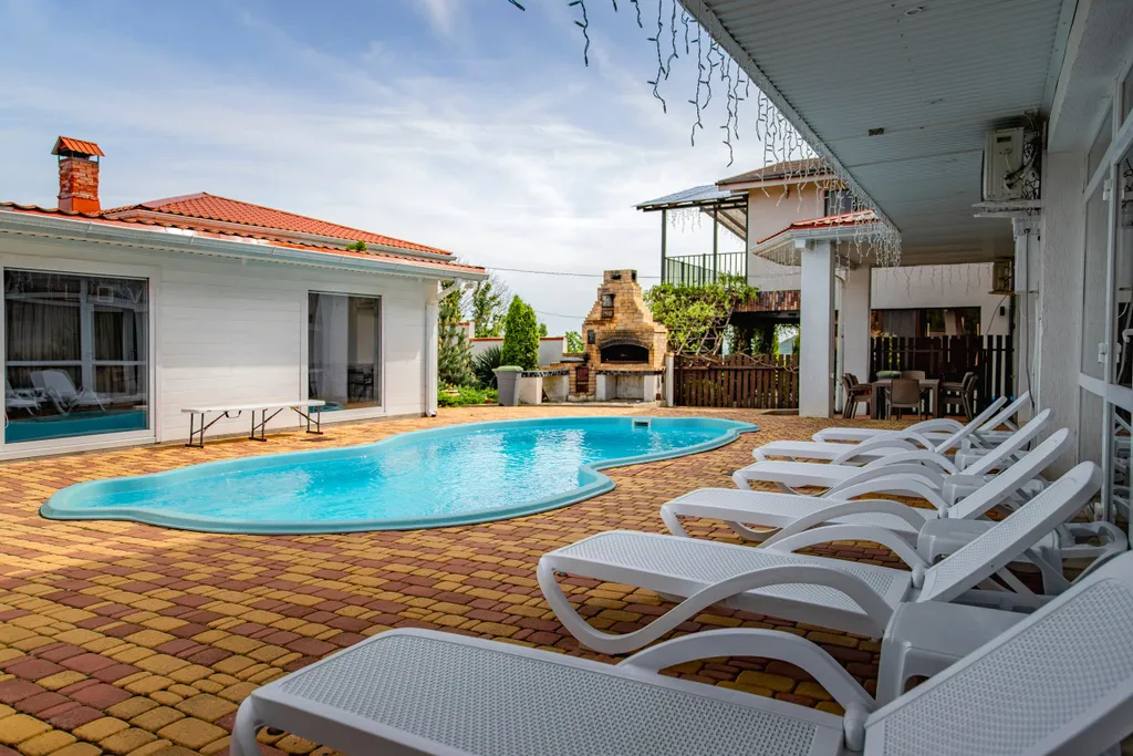 Вилла резиденция белый дом