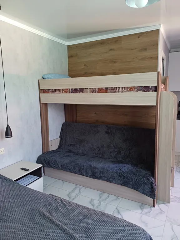 Домик с бассейном