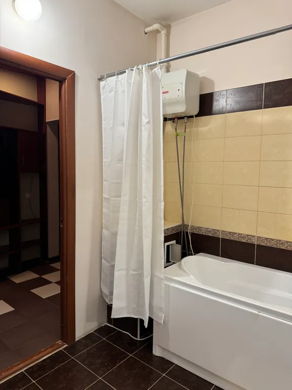 Уютная квартира у ТРЦ Планета и СК имени Сухарева