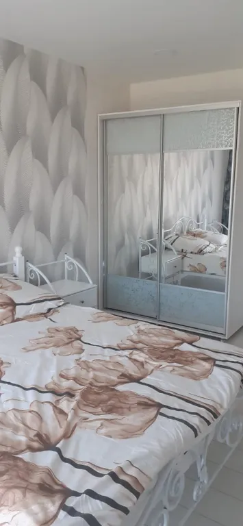 Уютная, светлая квартира — аренда посуточно в Таганрог